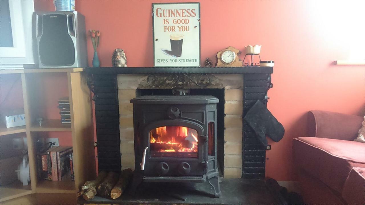 Headford Cosy Lakeside Cottage John'S Hollow מראה חיצוני תמונה